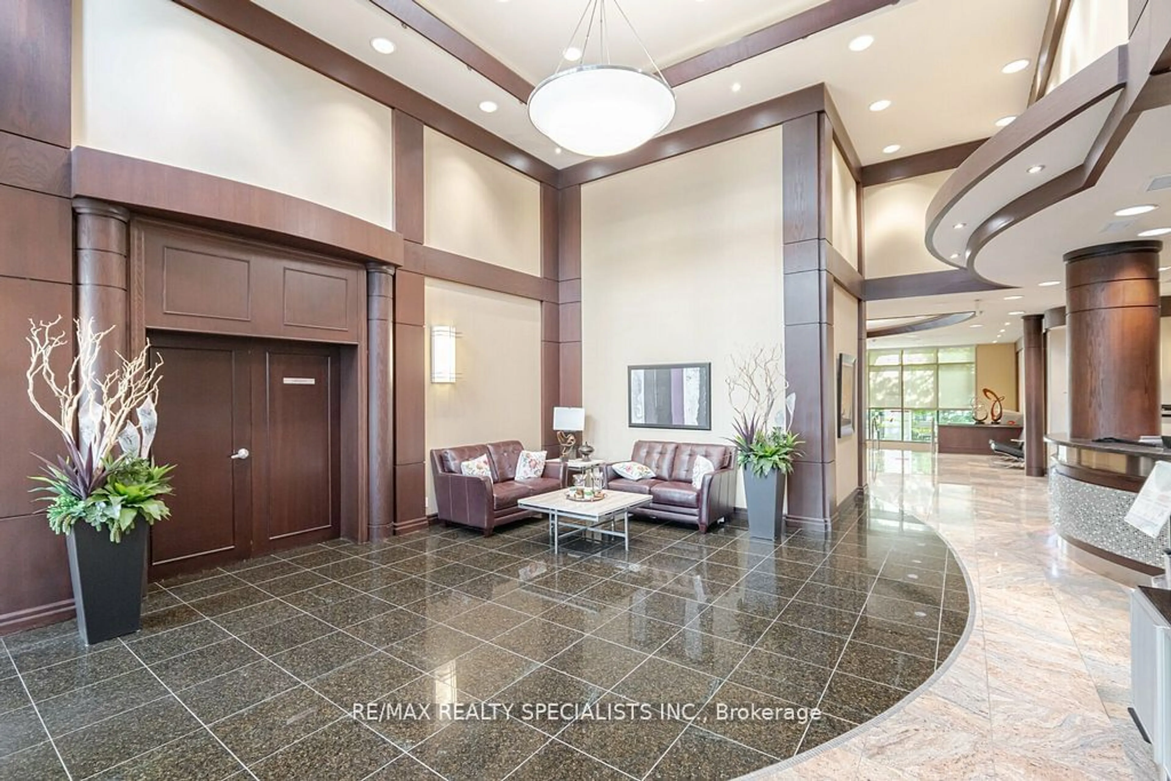 Lobby for 335 Rathburn Rd #1615, Mississauga Ontario L5B 0C8