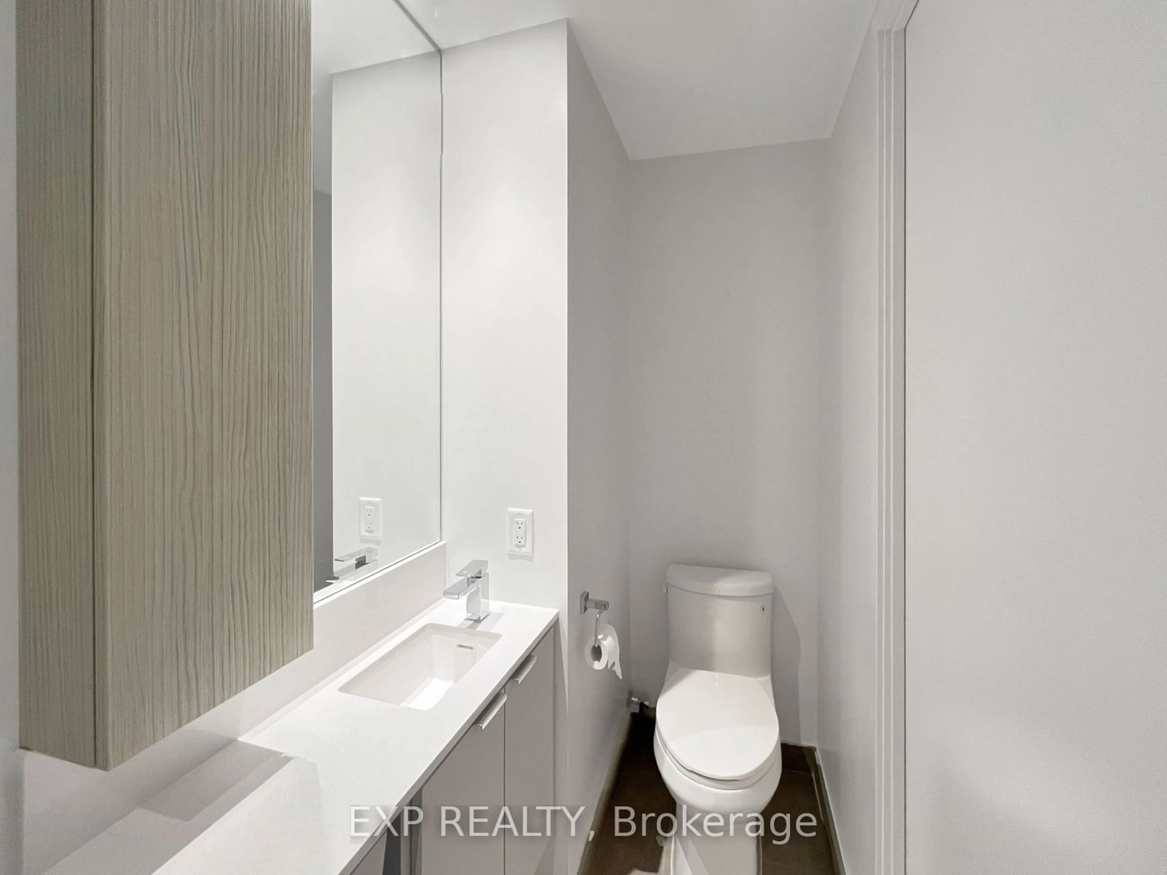 Standard bathroom, unknown for 3883 Quartz Rd #4701, Mississauga Ontario L5B 0M4