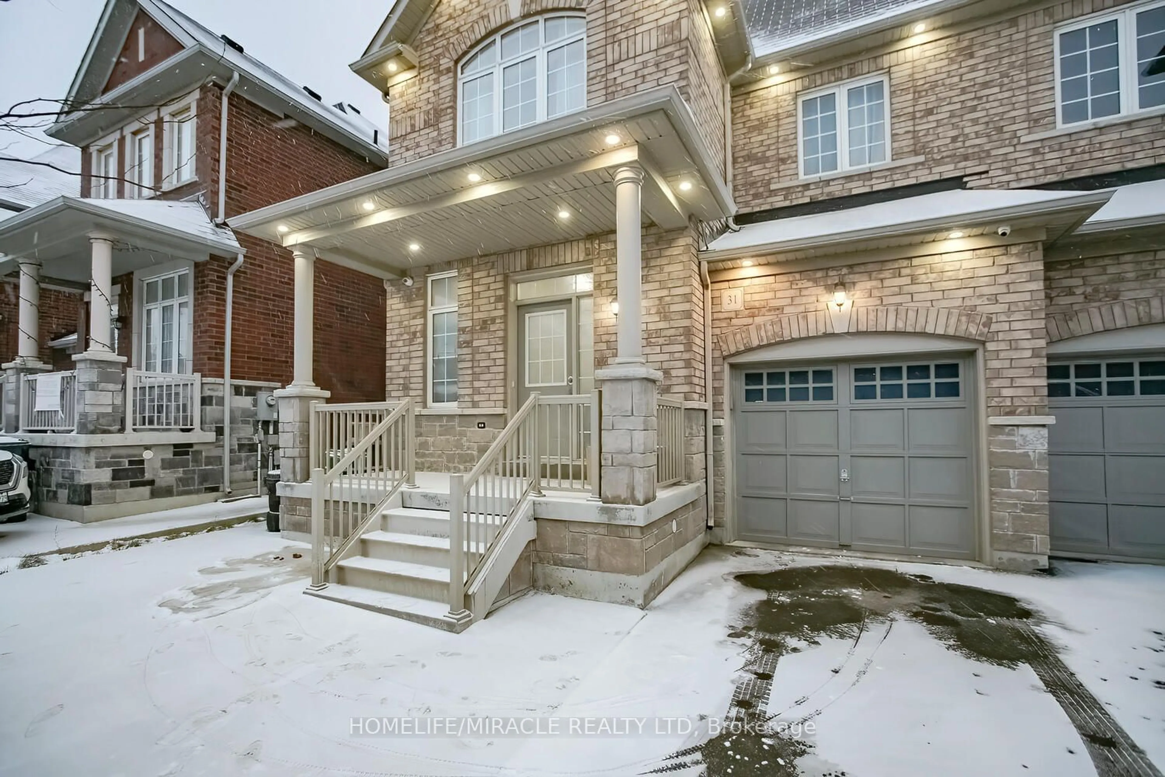 Home with brick exterior material, street for 31 Saint Dennis Rd, Brampton Ontario L6R 0B3