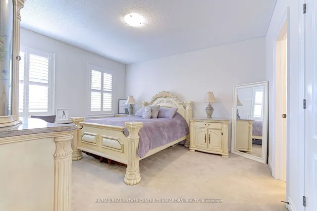 Additional property image - 20 Ladbrook Cres