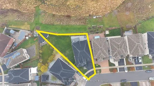 Additional property image - 20 Ladbrook Cres