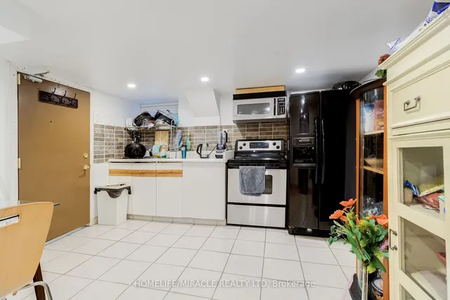 Additional property image - 8 Mill St
