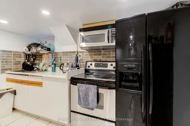 Additional property image - 8 Mill St