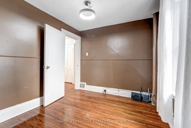 Additional property image - 8 Mill St