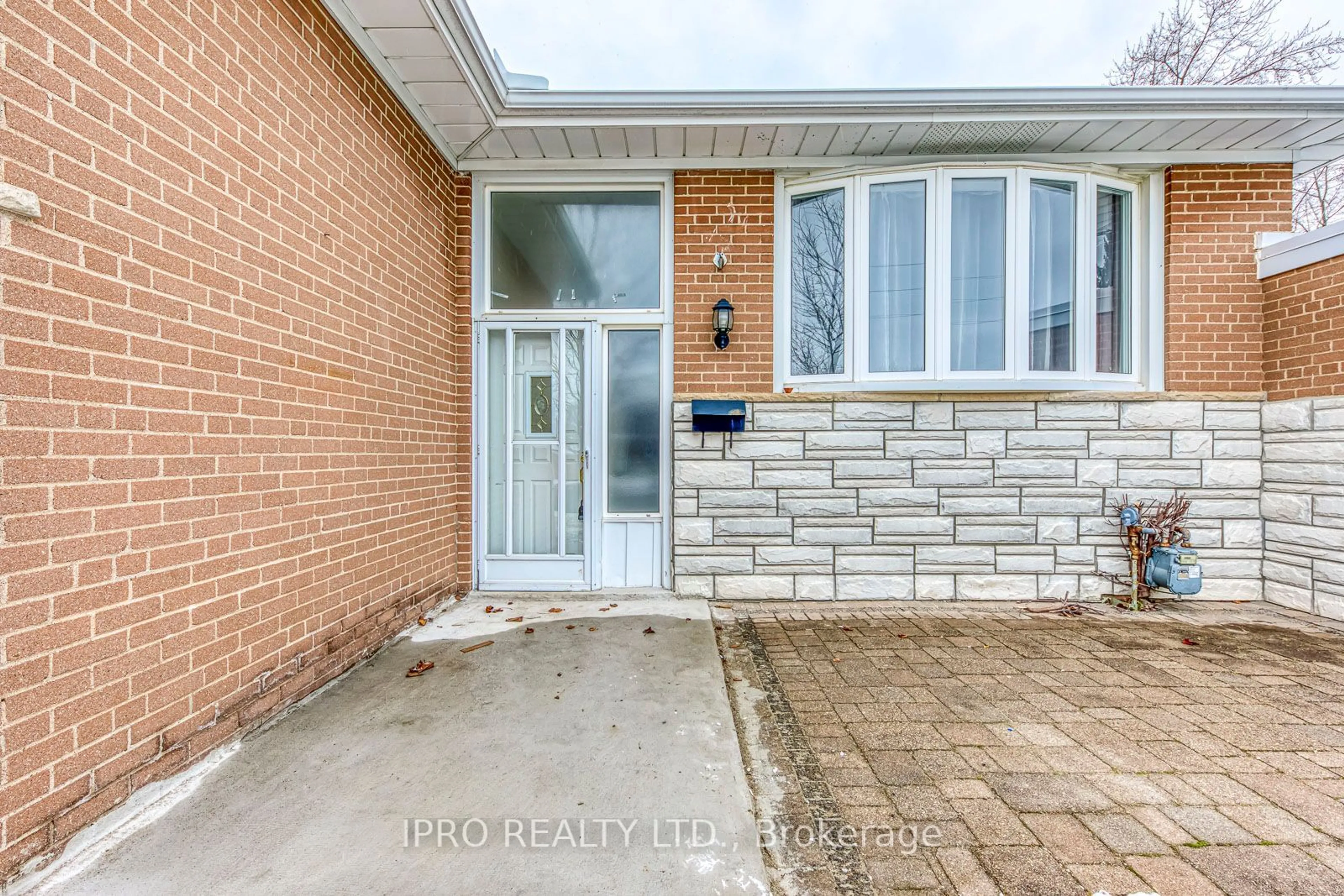 Home with brick exterior material, street for 149 Delrex Blvd, Halton Hills Ontario L7G 4E1