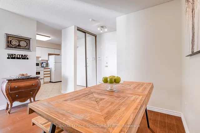Additional property image - 26 Hanover Rd Unit 904
