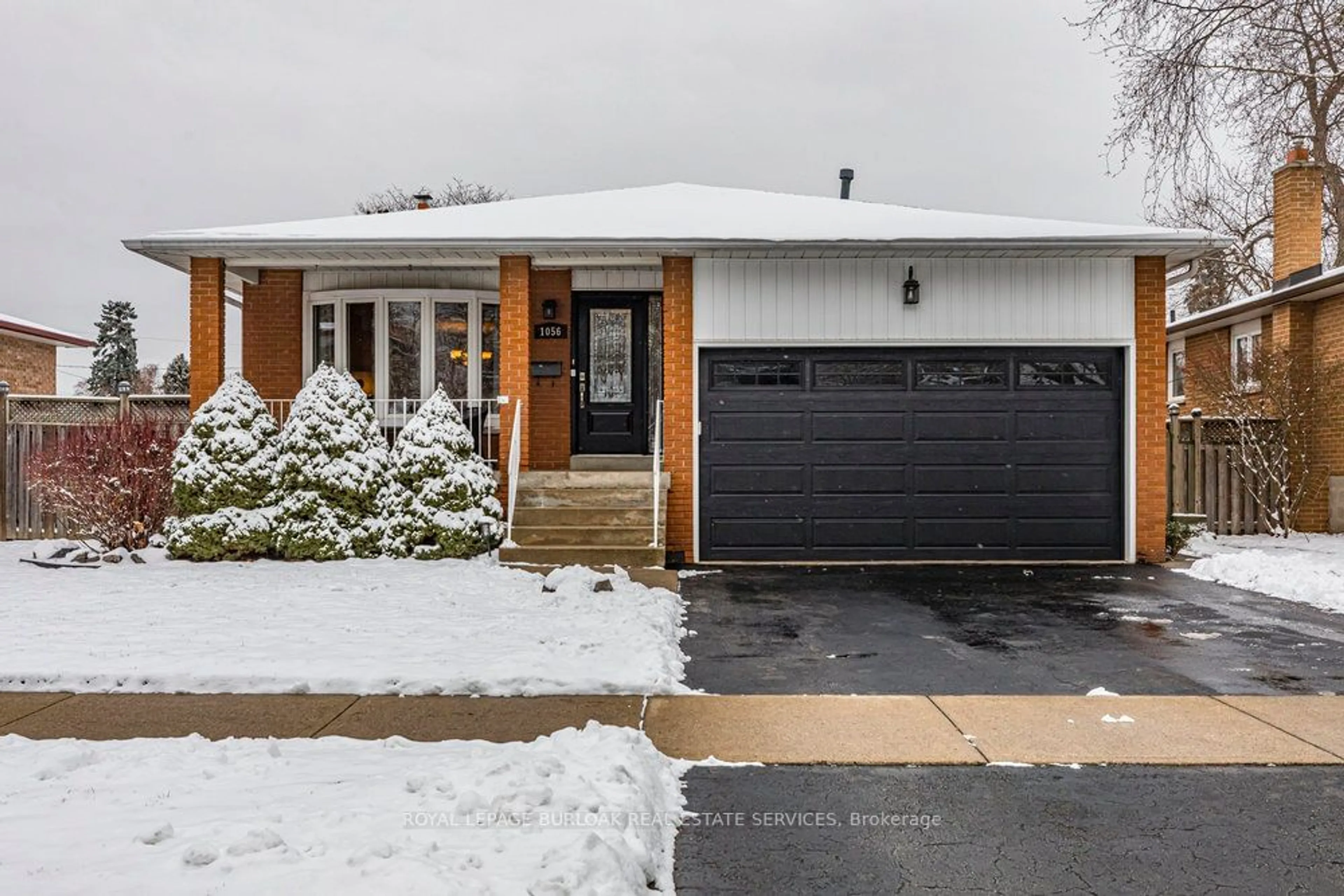 Home with brick exterior material, street for 1056 Dowland Cres, Burlington Ontario L7T 4C8