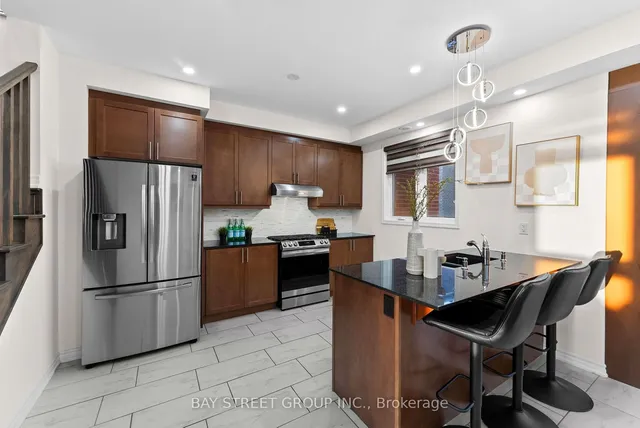 Additional property image - 340 Lagerfeld Dr