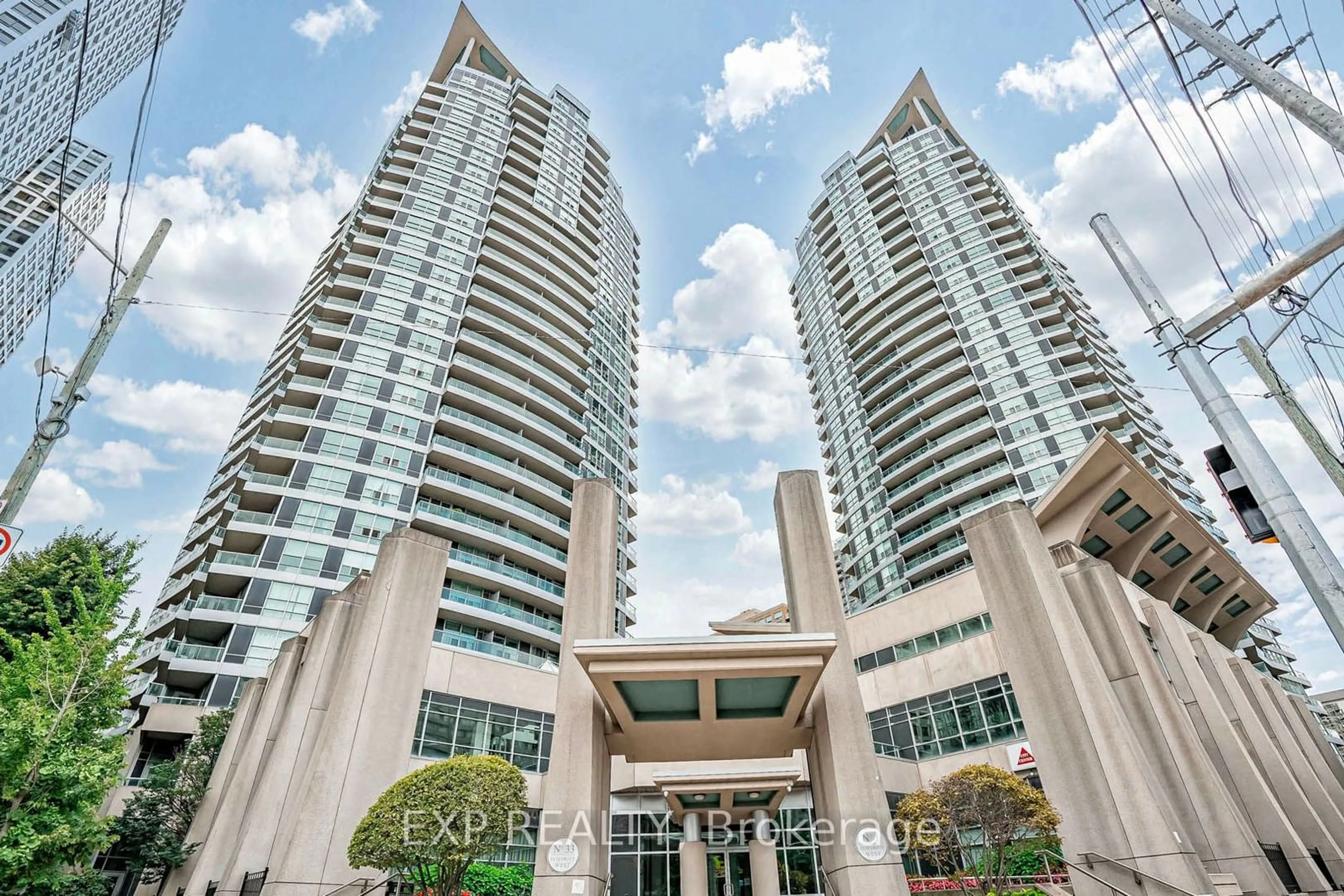 Unknown for 33 Elm Dr #310, Mississauga Ontario L5B 4M2