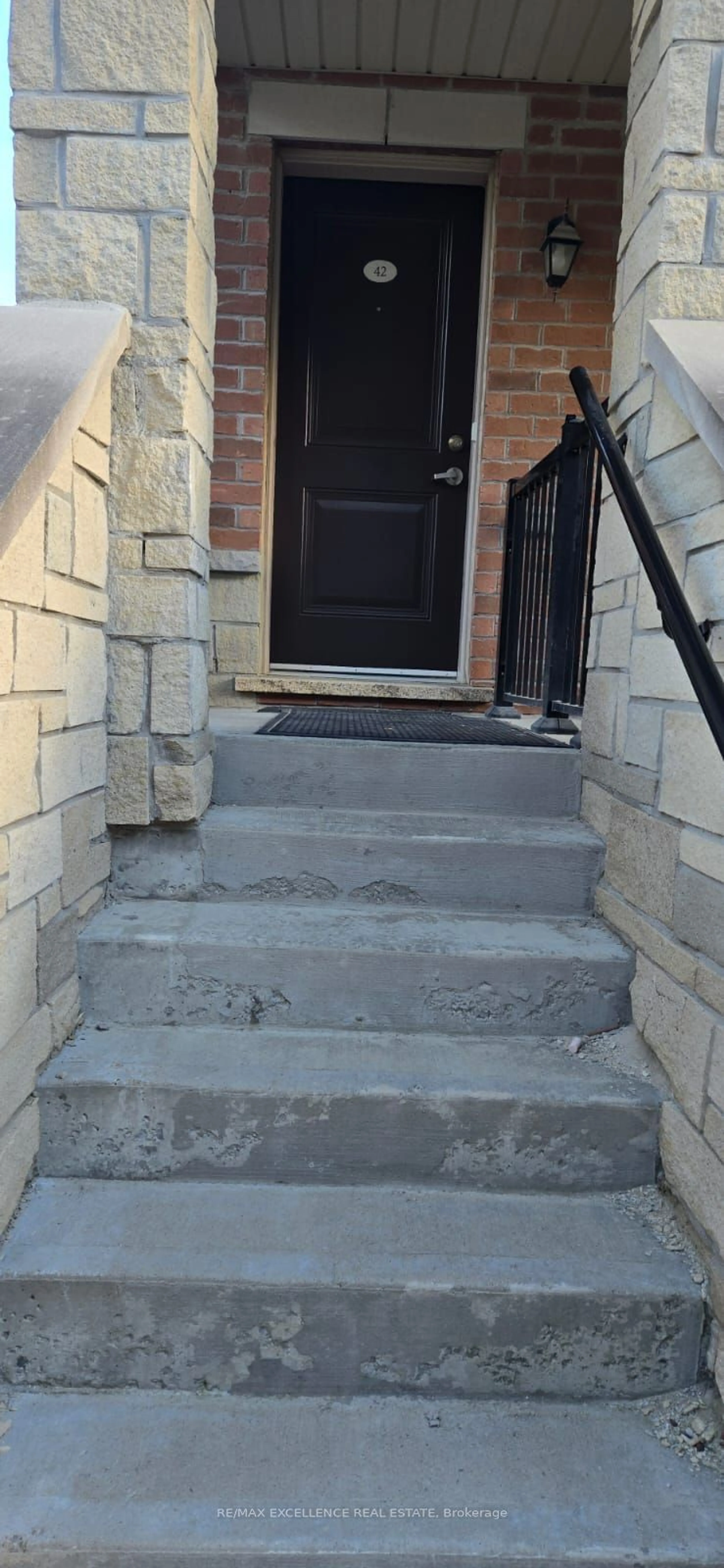 Stairs for 200 Veterans Dr #42, Brampton Ontario L7A 4S6