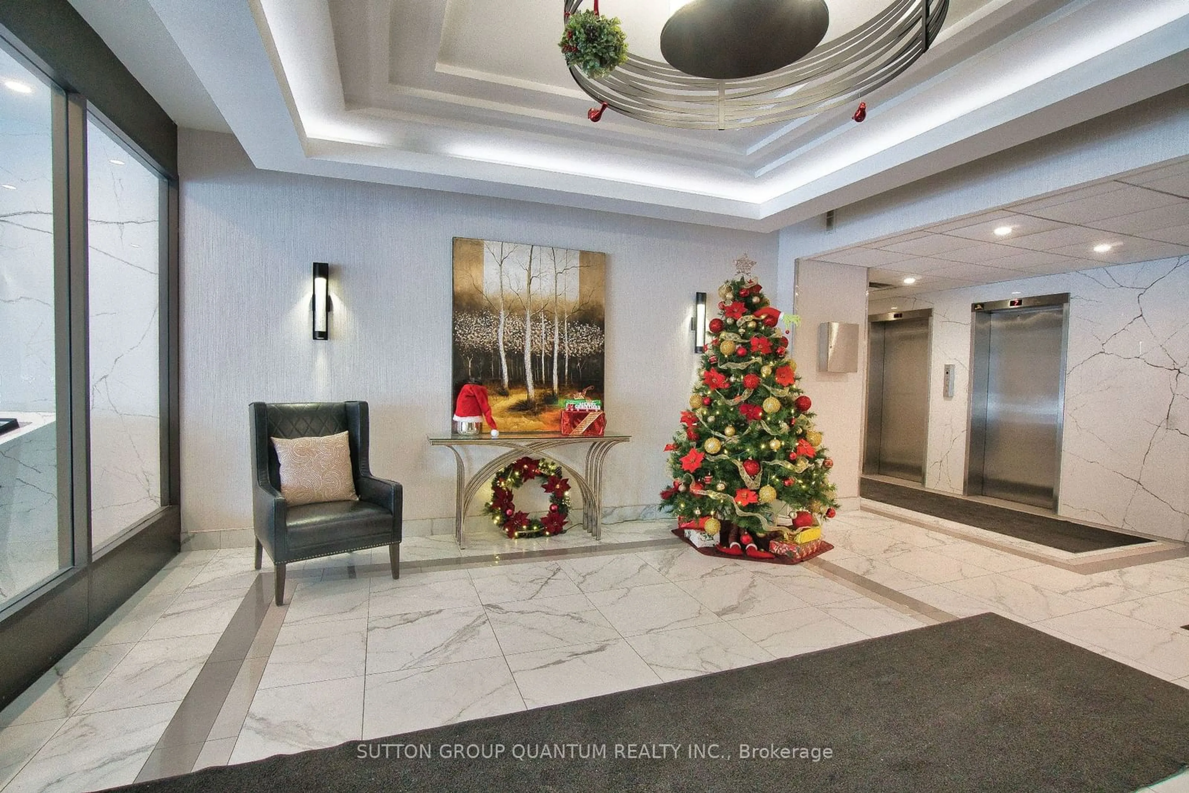 Lobby for 2542 Argyle Rd #705, Mississauga Ontario L5B 2H5