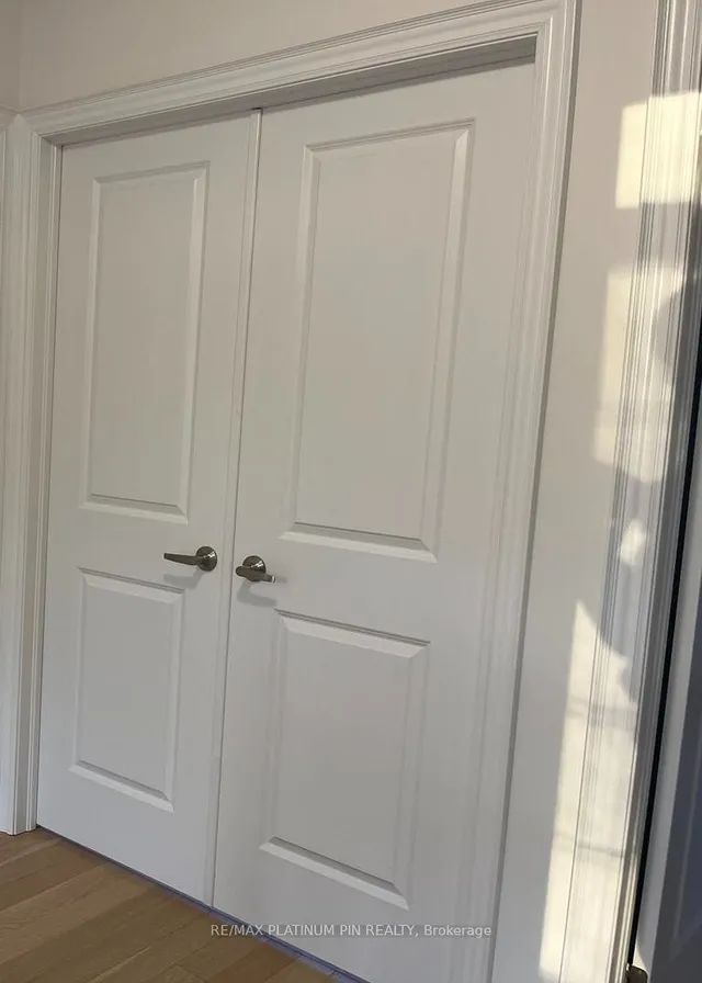 Additional property image - 2577 Islington Ave