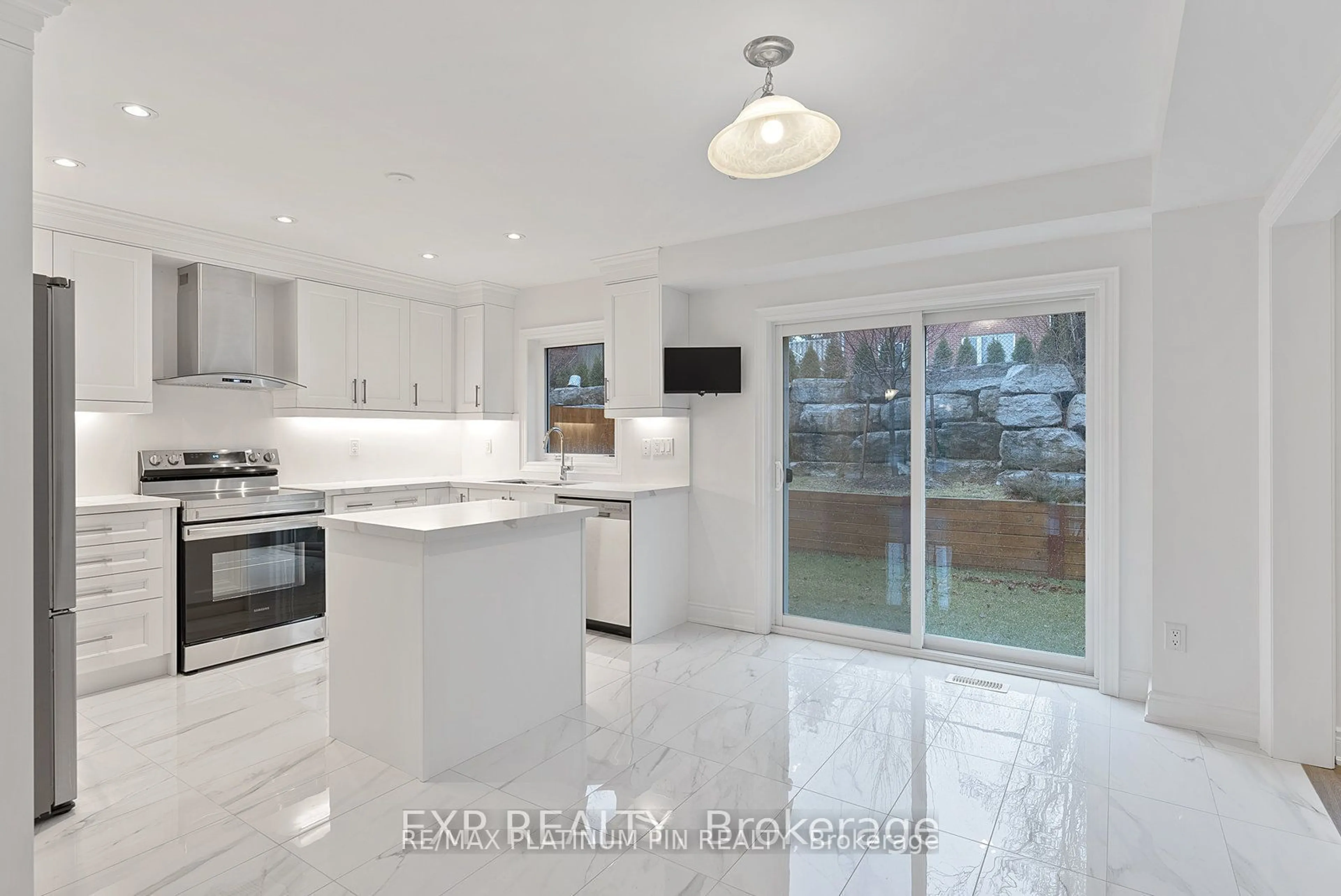 Contemporary kitchen, ceramic/tile floor for 2577 Islington Ave, Toronto Ontario M9V 4A2