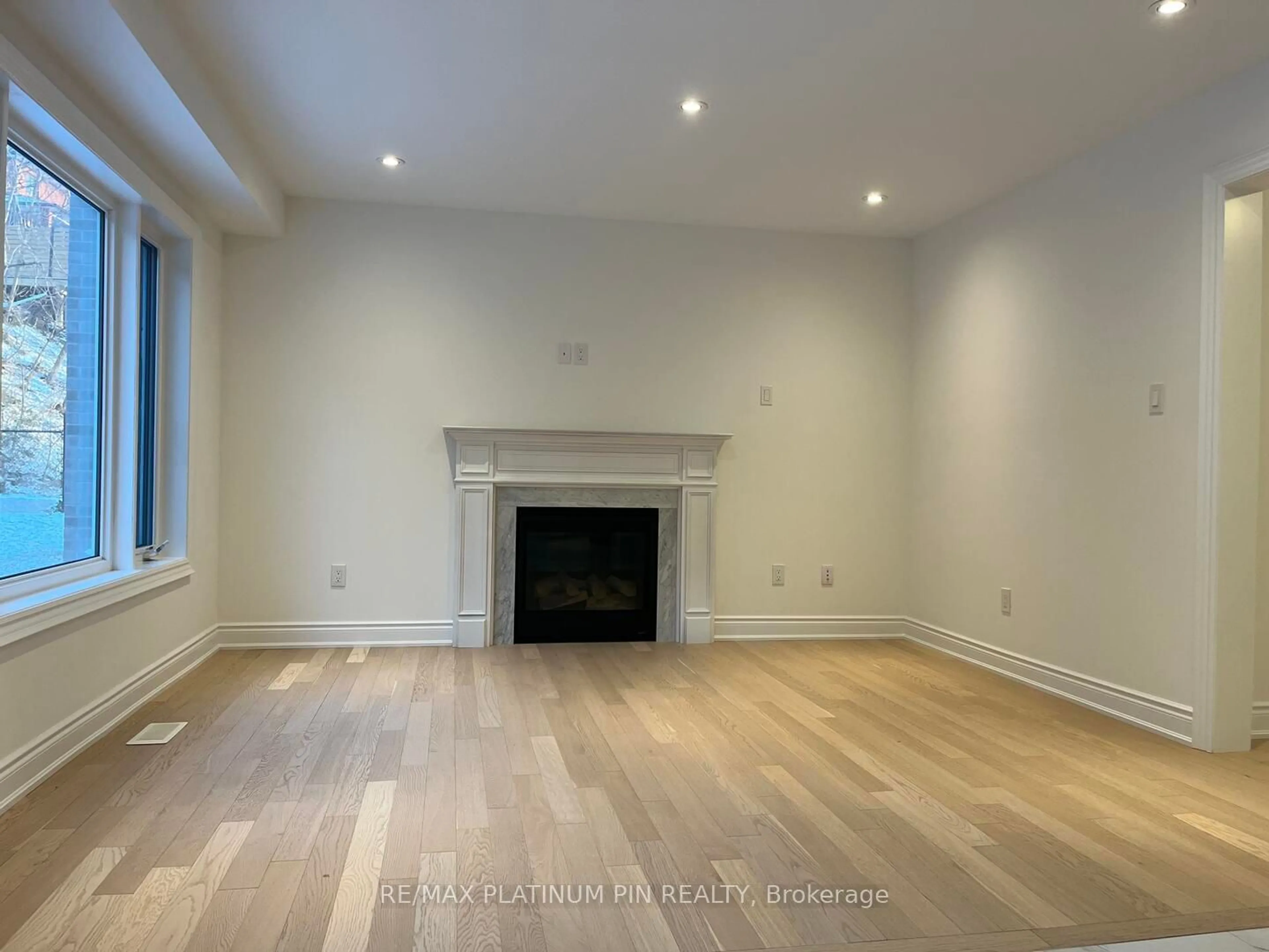 A pic of a room for 2577 Islington Ave, Toronto Ontario M9V 4A2