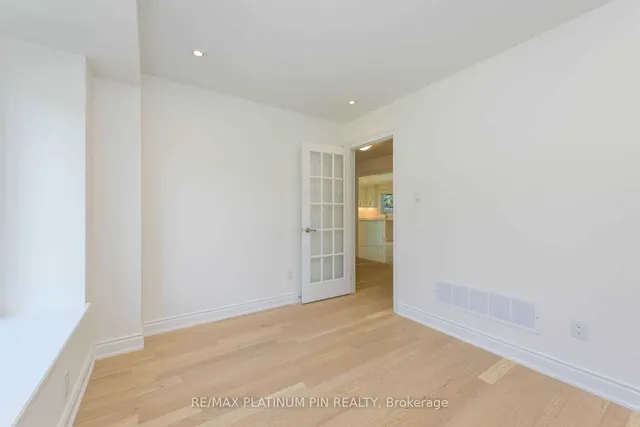 Additional property image - 2577 Islington Ave