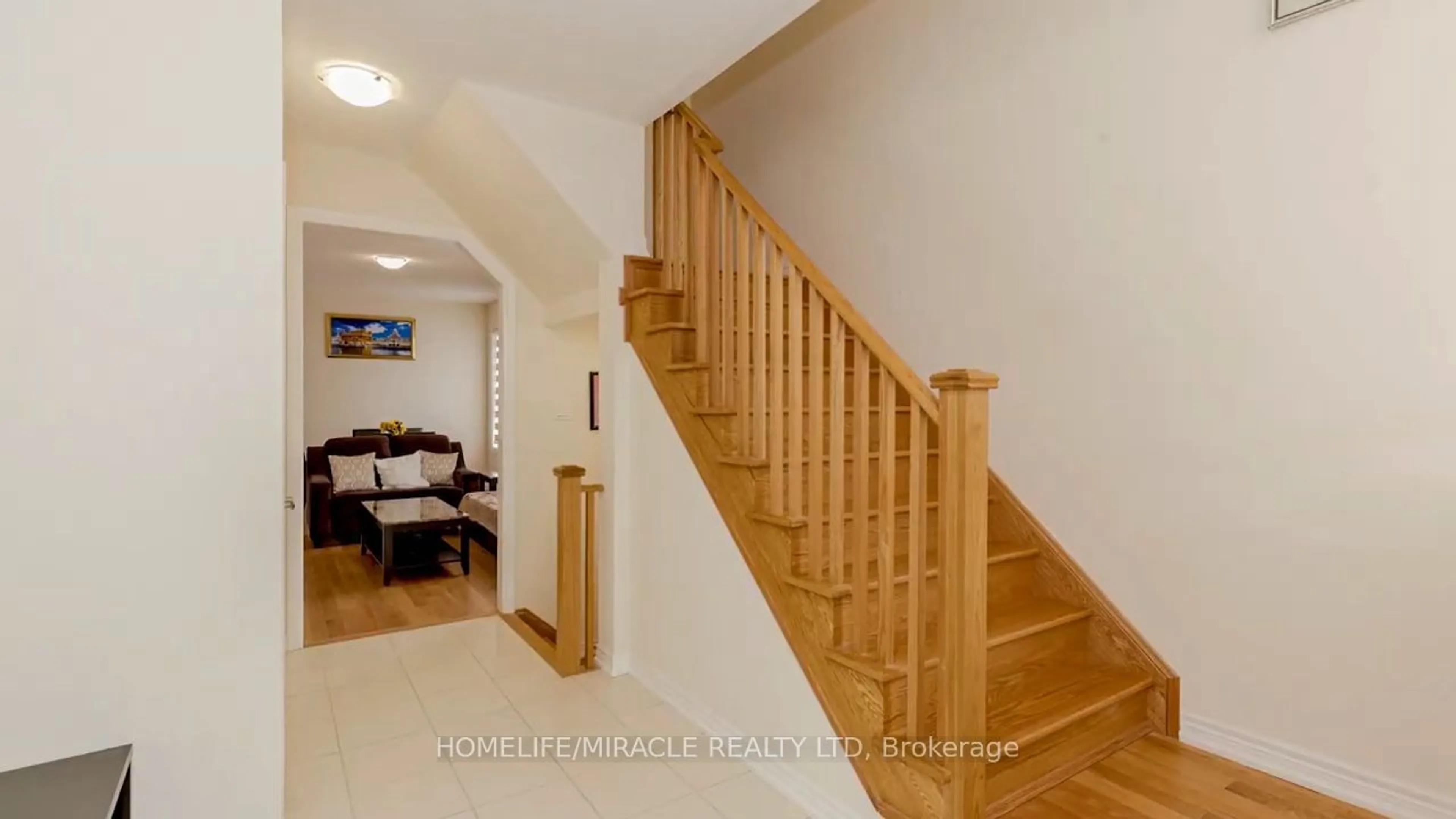 Indoor foyer for 57 Brent Stephens Way, Brampton Ontario L7A 5B5