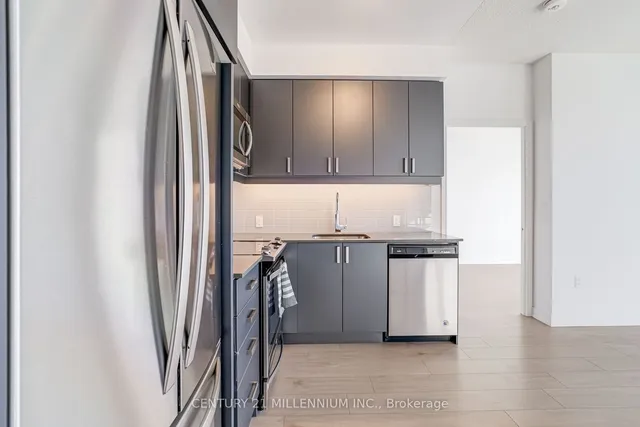 Additional property image - 8 Nahani Way Unit 3408