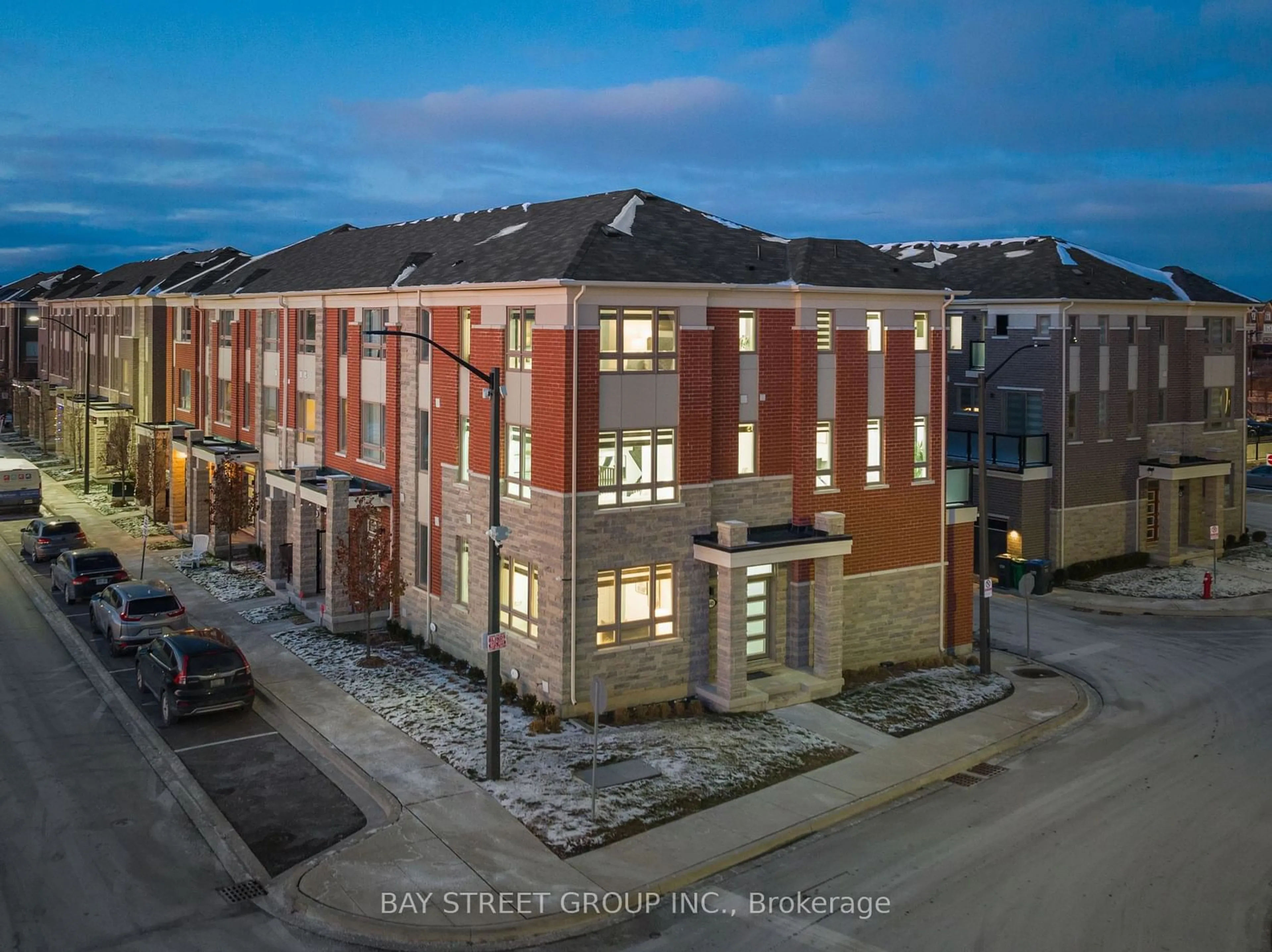 A pic from outside/outdoor area/front of a property/back of a property/a pic from drone, building for 340 Lagerfeld Dr, Brampton Ontario L7A 5G8