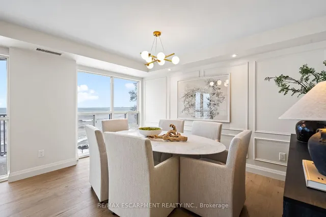 Additional property image - 2210 Lakeshore Rd Unit 202