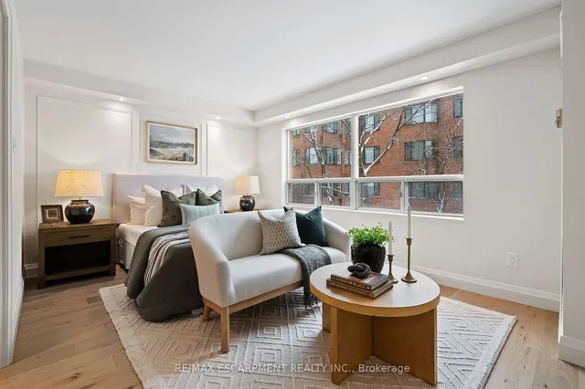 Additional property image - 2210 Lakeshore Rd Unit 202