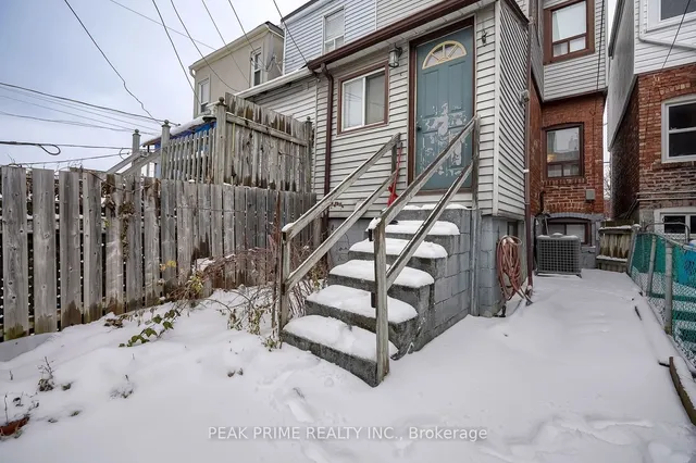 Additional property image - 11 Bloem Ave