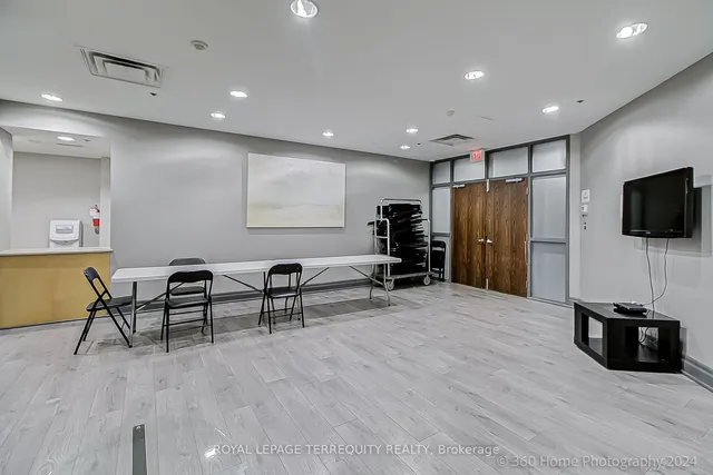 Additional property image - 2772 Keele St Unit 101