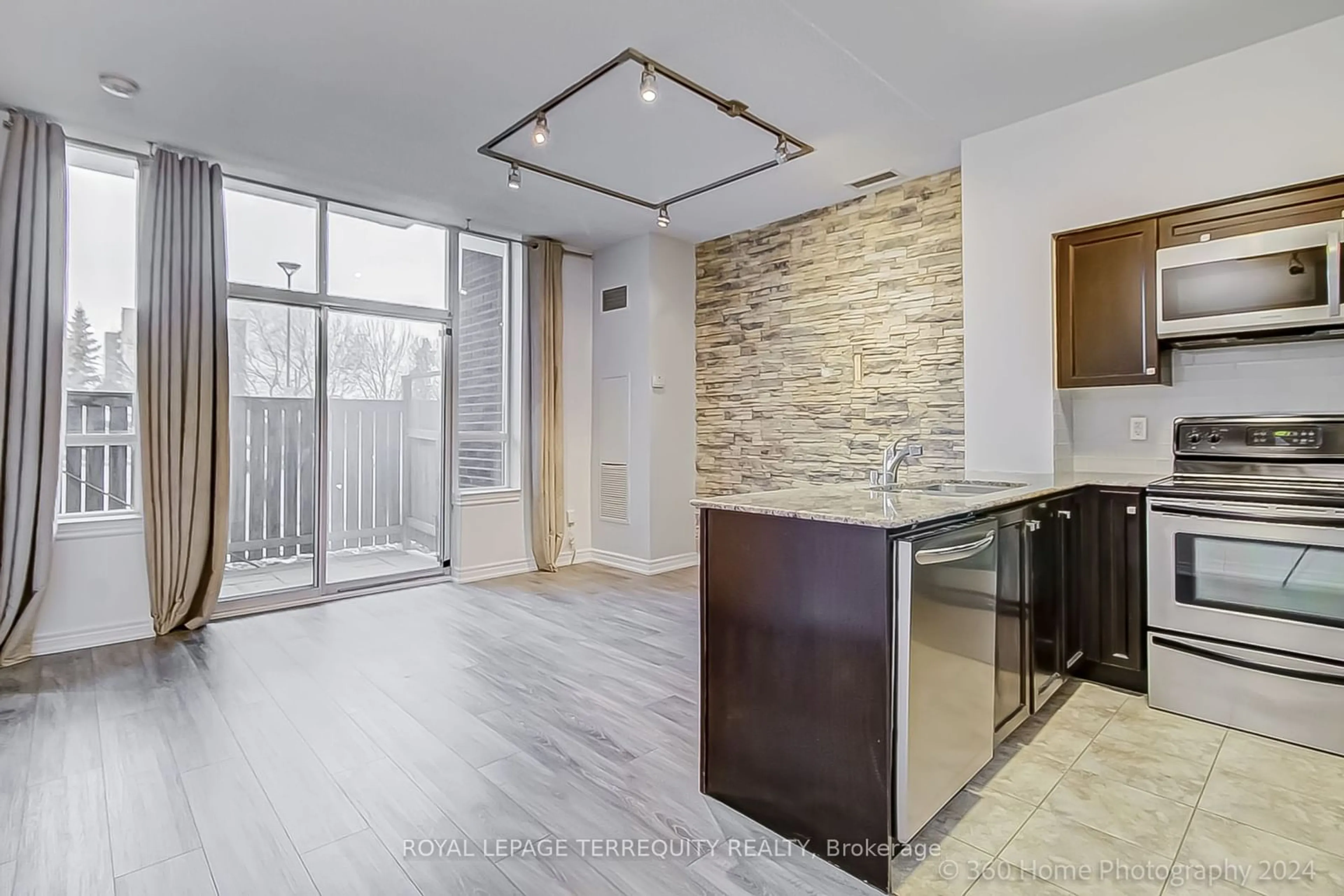 Open concept kitchen, unknown for 2772 Keele St #101, Toronto Ontario M3M 0A3