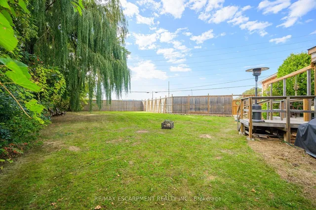 Additional property image - 3318 Dundas St