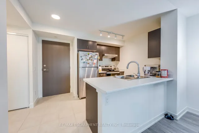 Additional property image - 10 Wilby Cres Unit 309