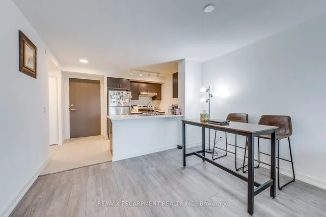 Additional property image - 10 Wilby Cres Unit 309