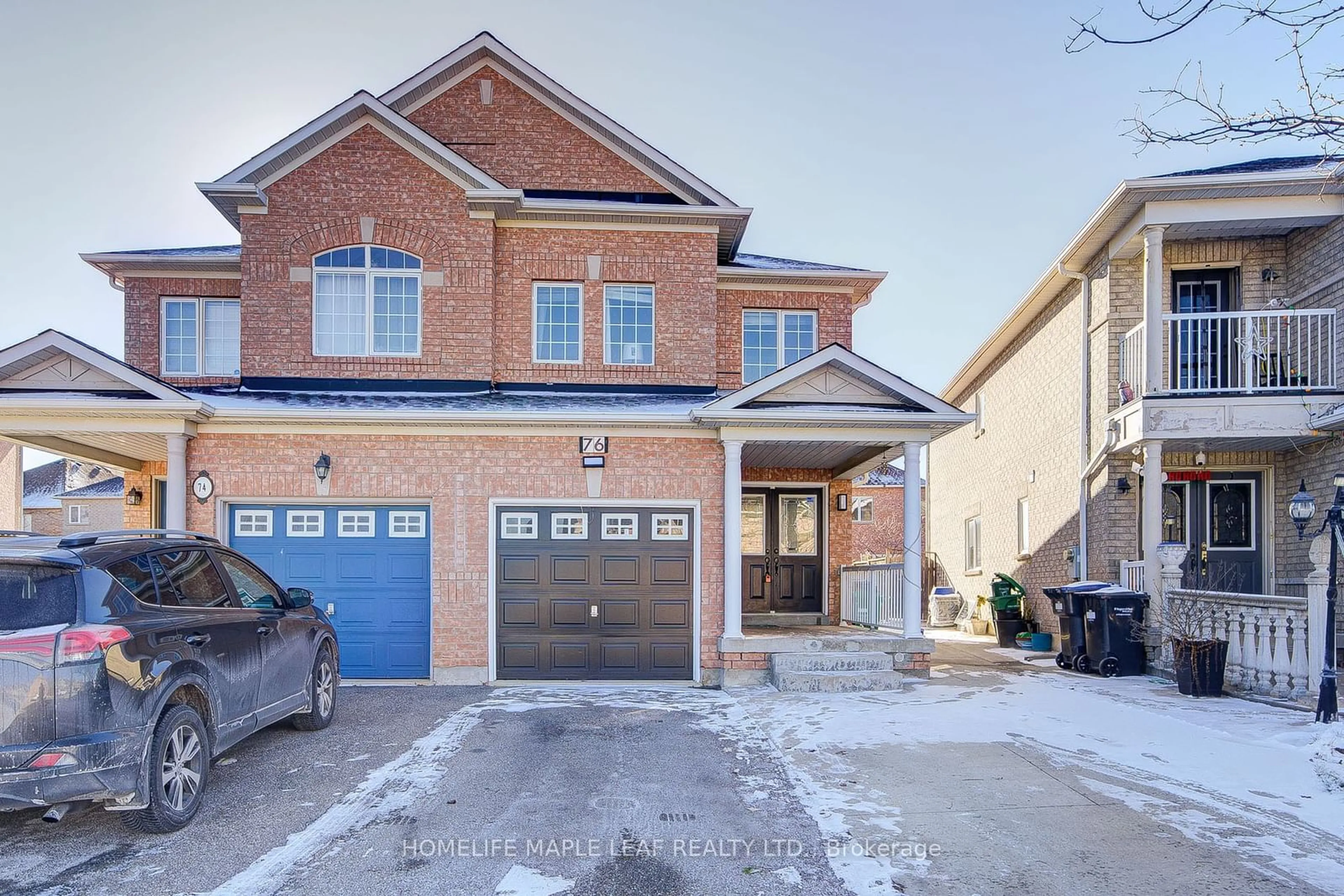 Home with brick exterior material, street for 76 Dewridge Crt, Brampton Ontario L6R 3C1