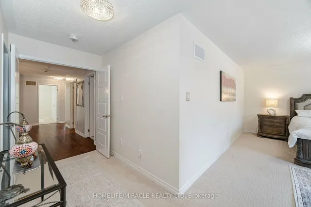 Additional property image - 389 Etheridge Ave