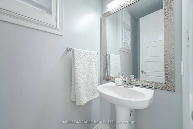 Additional property image - 389 Etheridge Ave