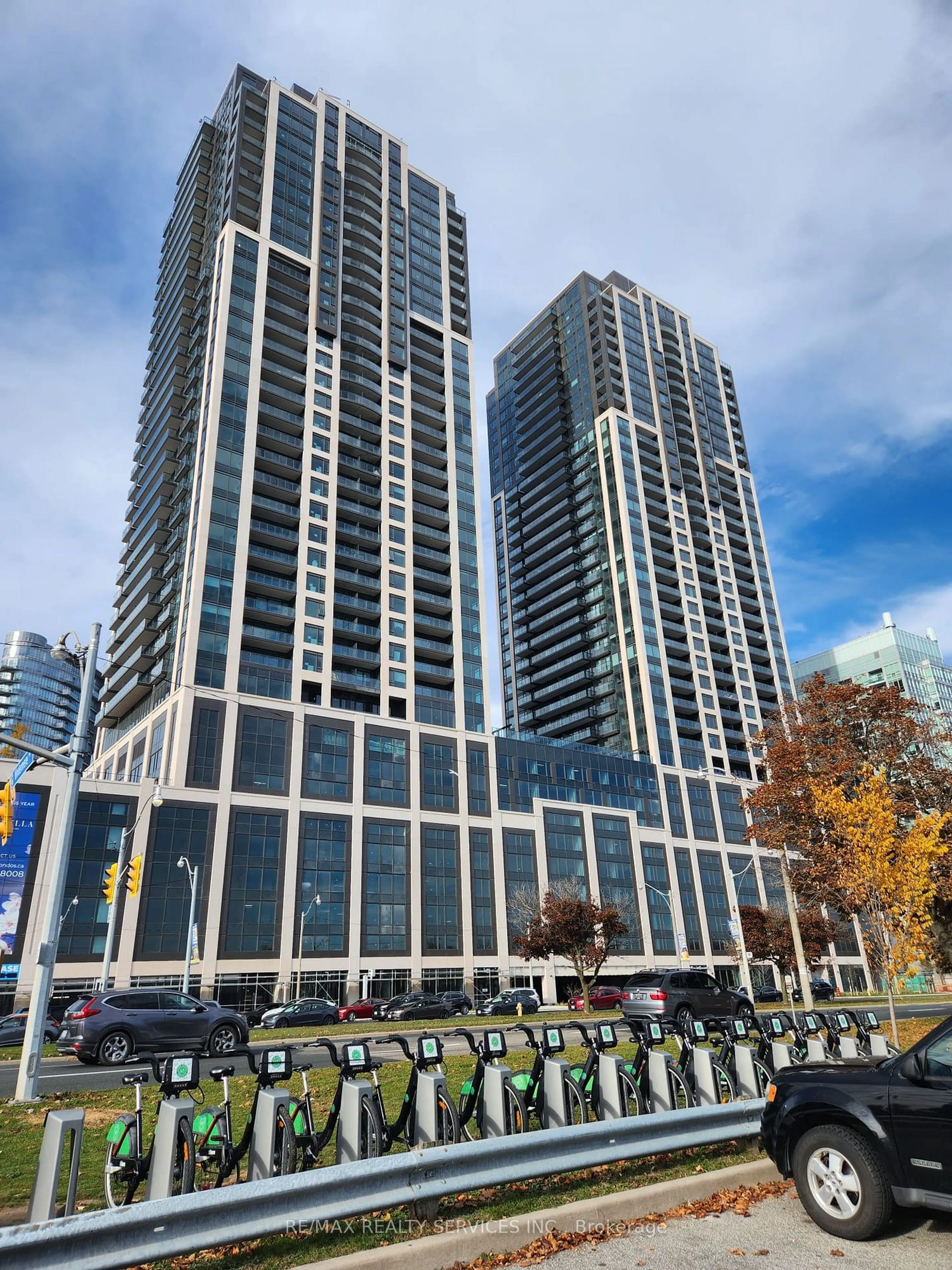 Unknown for 1926 Lakeshore Blvd #3211, Toronto Ontario M6S 1A1