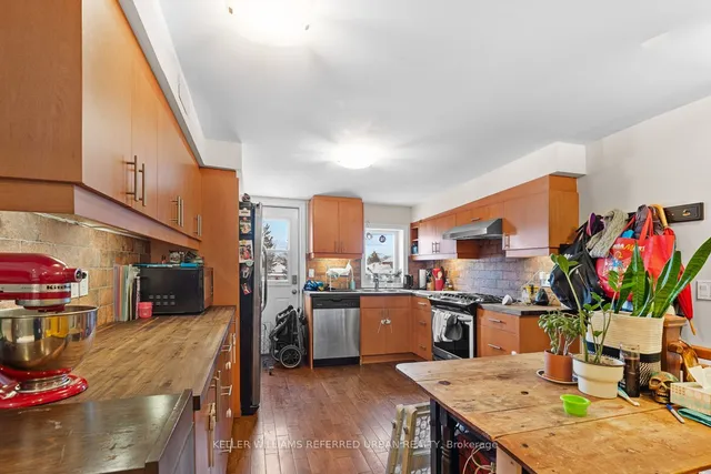 Additional property image - 32 Castleton Ave