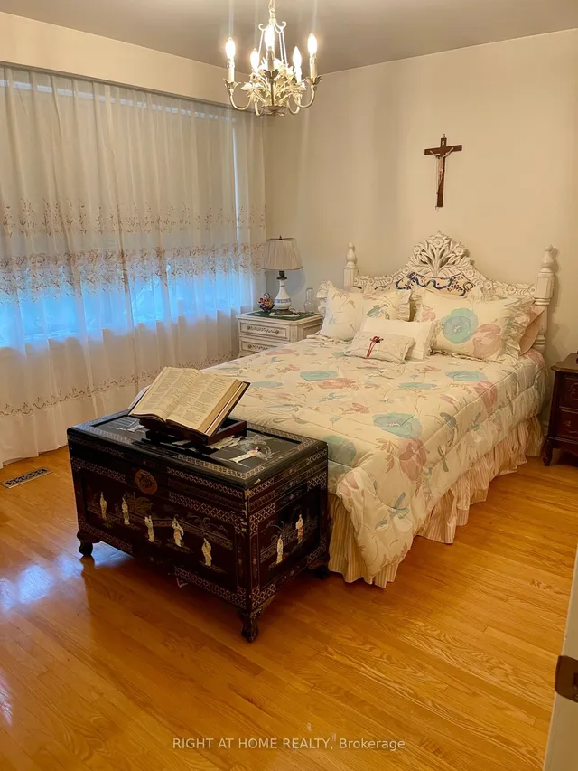 Additional property image - 68 Caledonia Rd