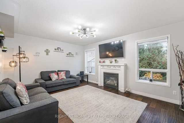 Additional image 30 of 1190 Fox Cres