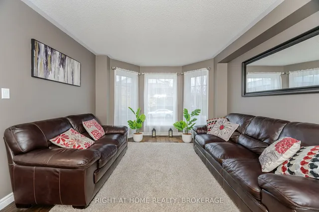 Additional image 34 of 1190 Fox Cres