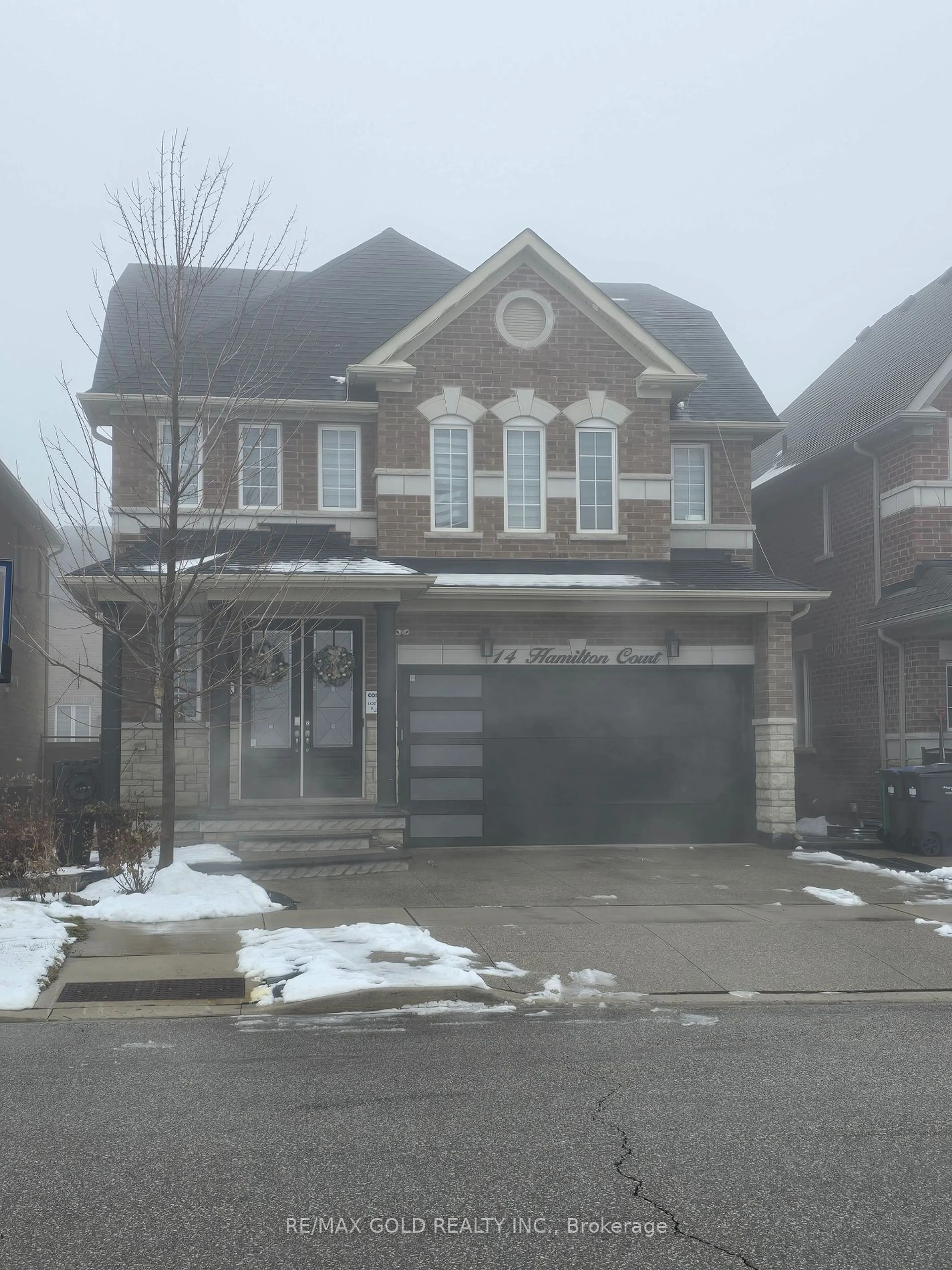 Home with brick exterior material, street for 14 Hamilton Crt, Caledon Ontario L7C 3W2