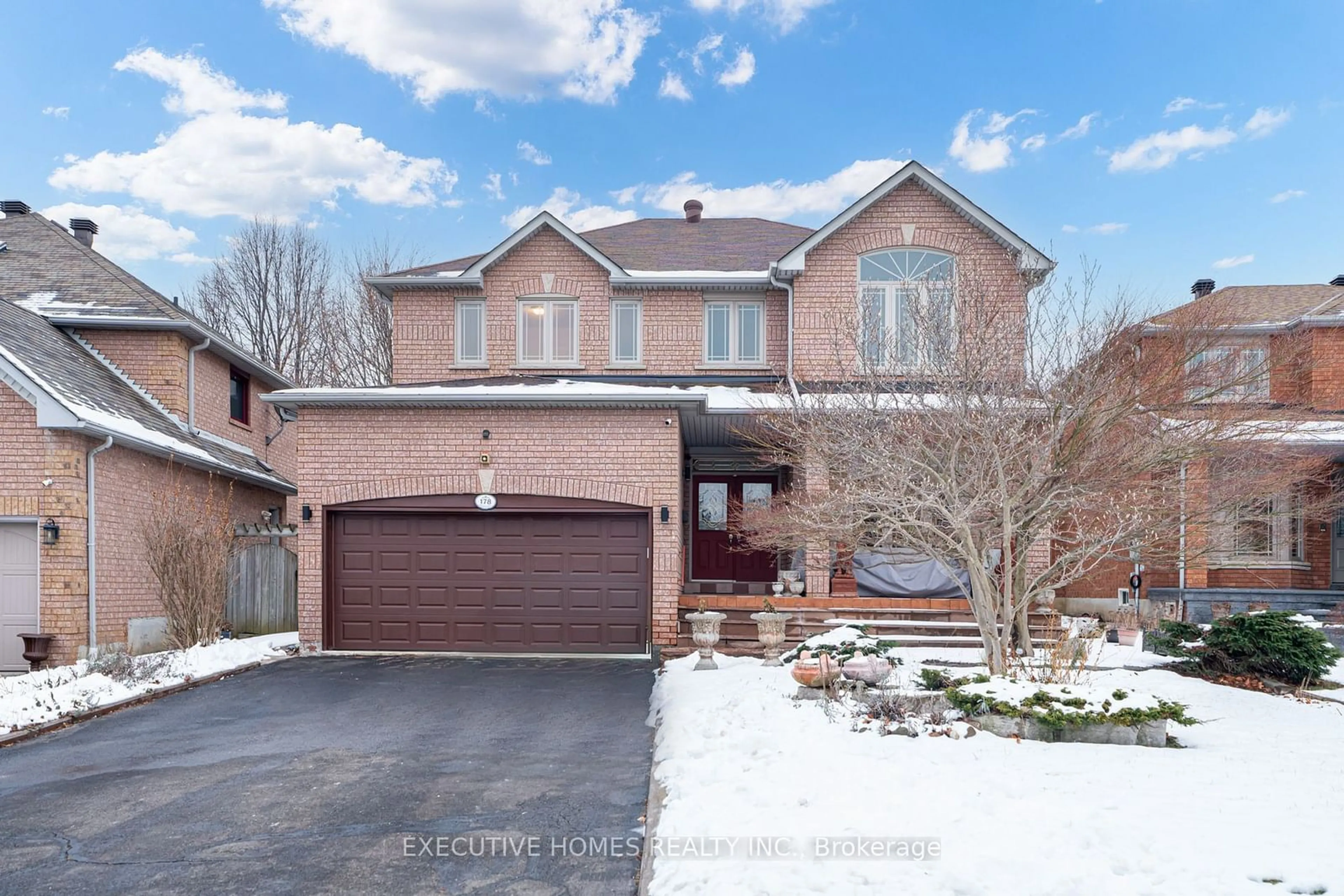 Home with brick exterior material, street for 178 Bristol Rd, Mississauga Ontario L4Z 3V5