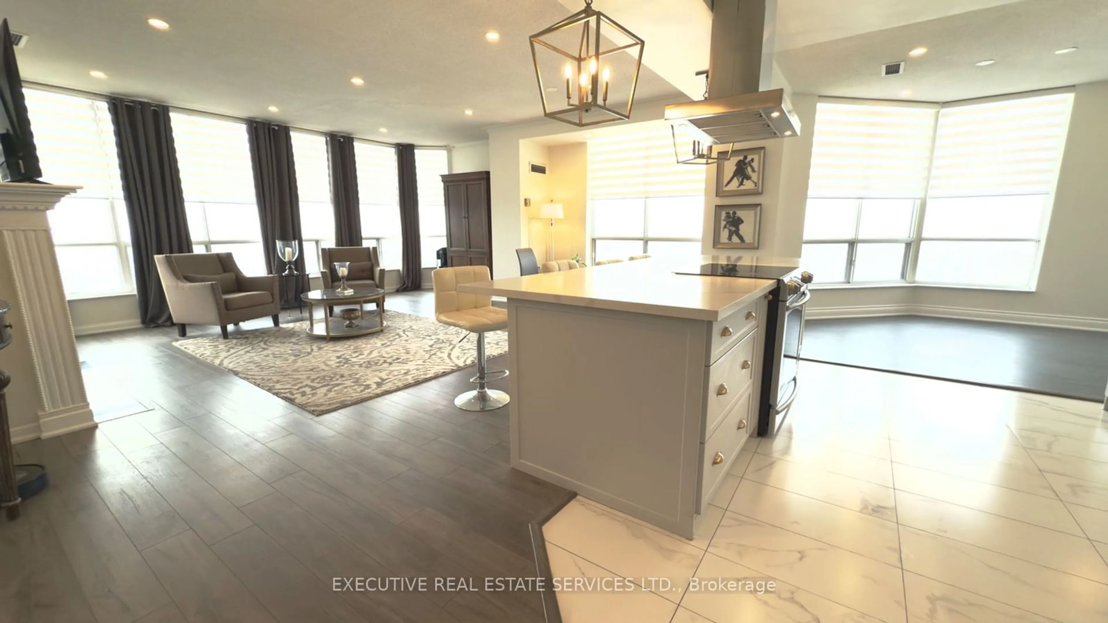 Open concept kitchen, ceramic/tile floor for 22 Hanover Rd #2501, Brampton Ontario L6S 5K7