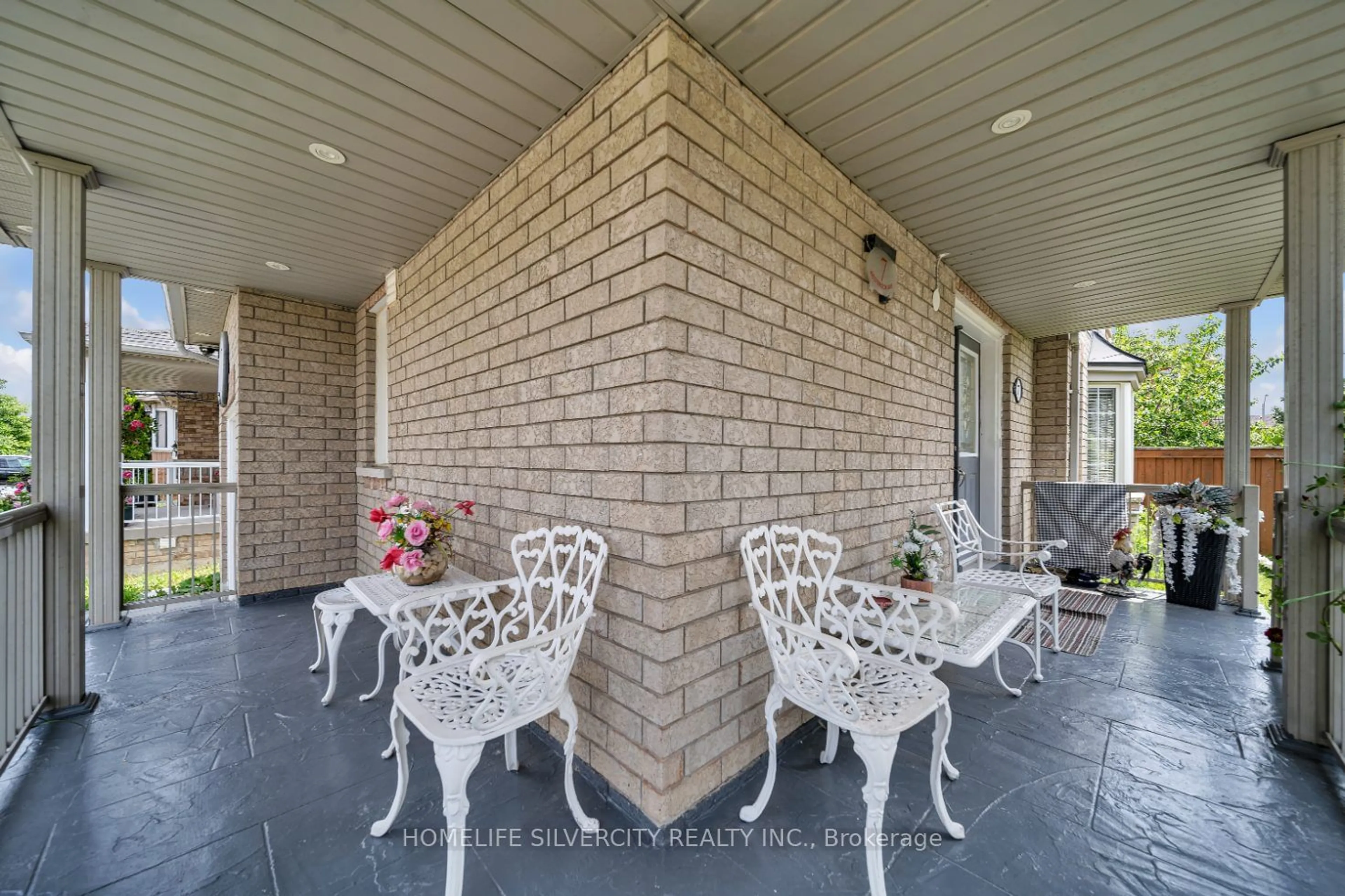 Patio, street for 7 Westbrook Ave, Brampton Ontario L6P 1M3