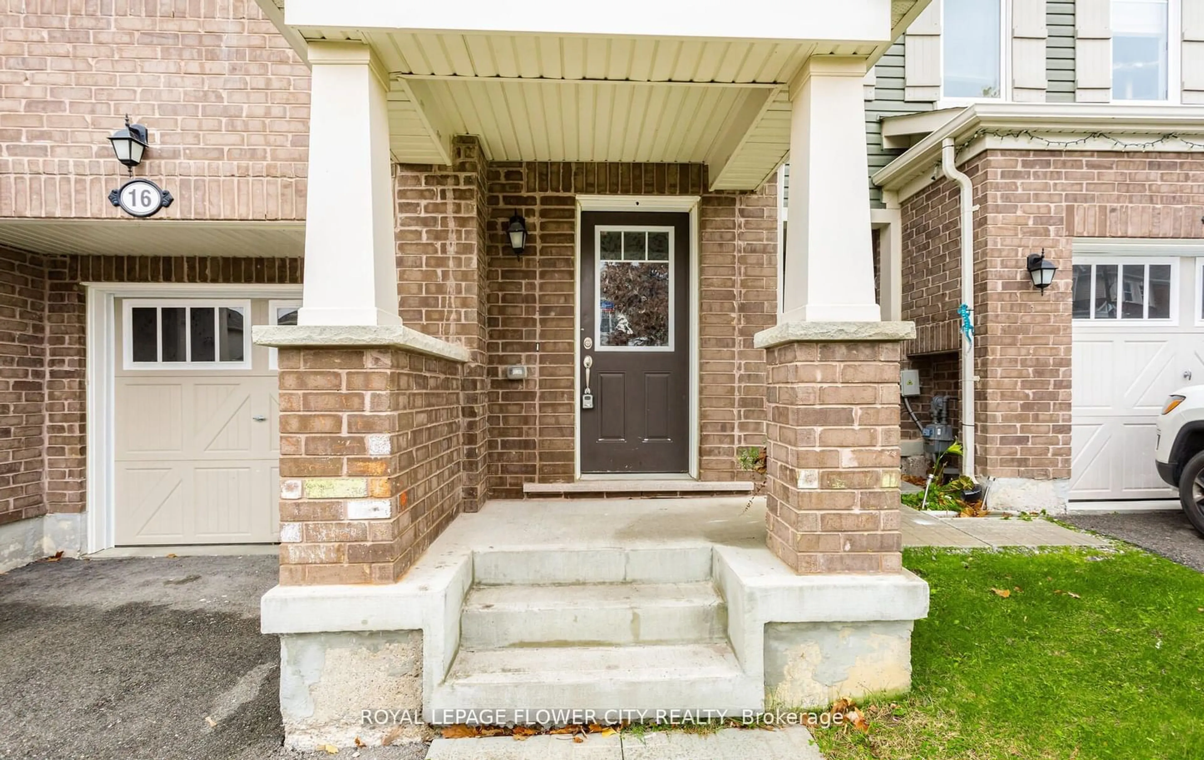 Home with brick exterior material, street for 16 Quillberry Clse, Brampton Ontario L7A 4N8