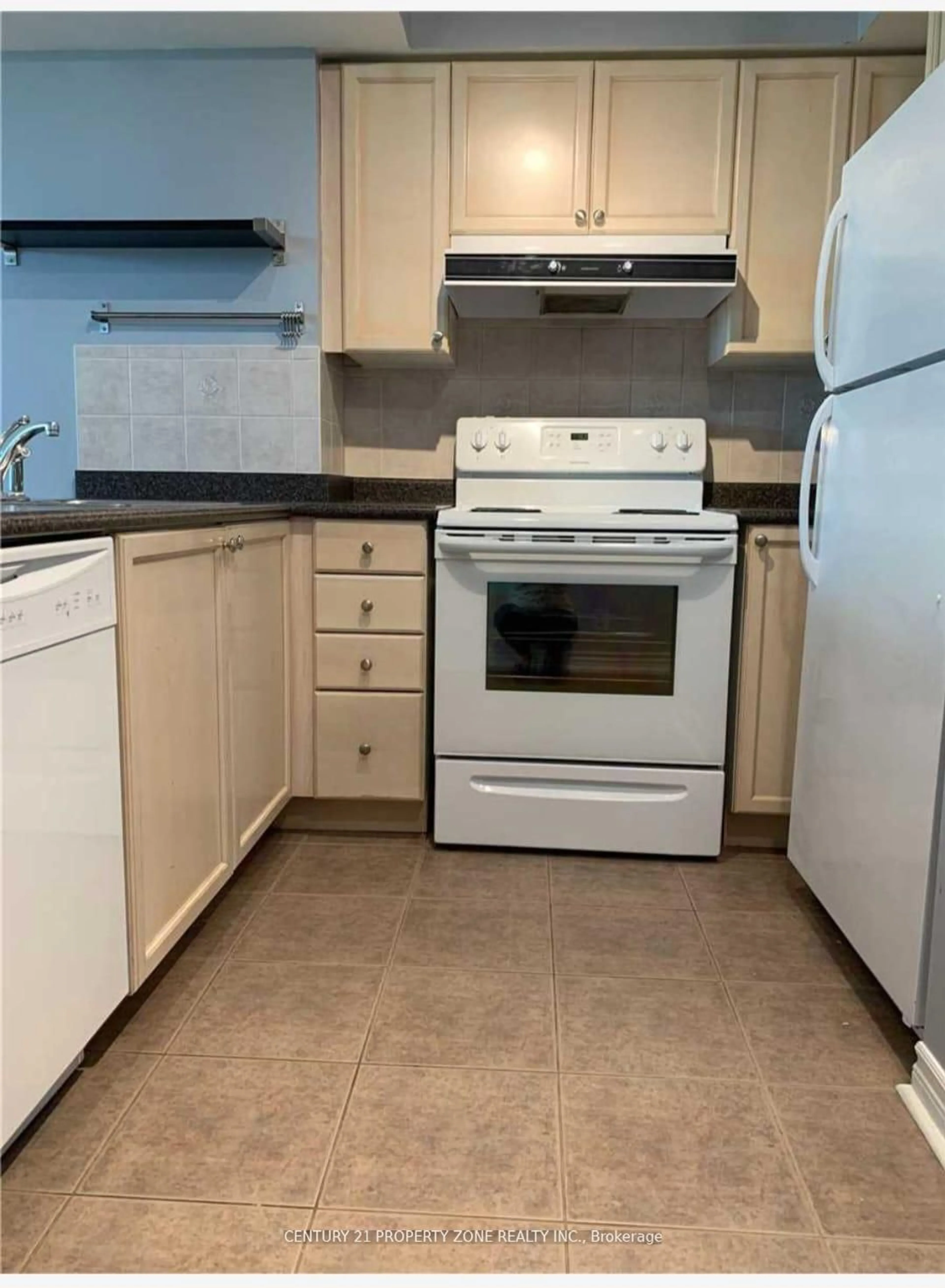 Standard kitchen, unknown for 33 Elm Dr #405, Mississauga Ontario L5B 4M2