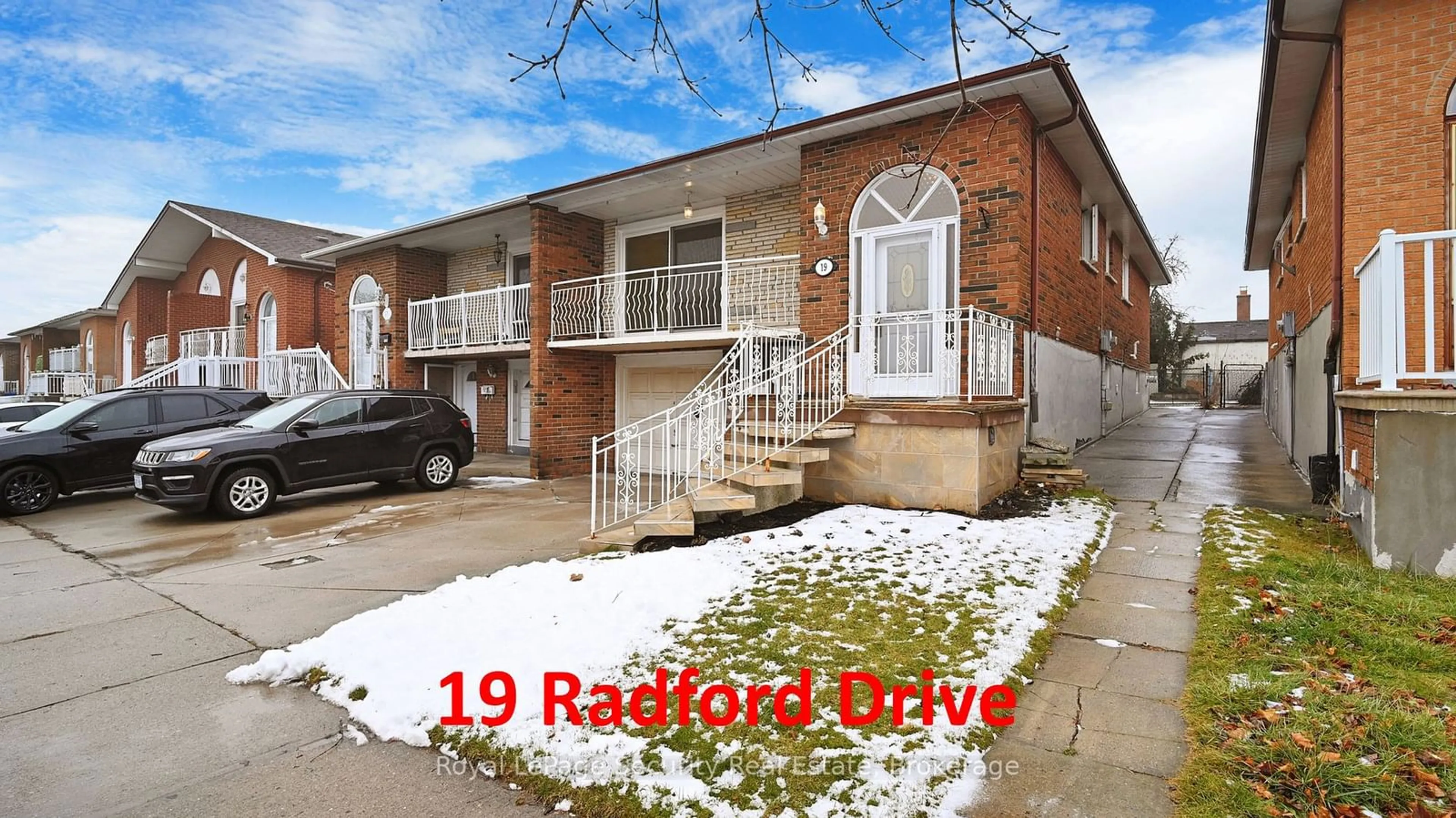 Home with brick exterior material, street for 19 Radford Dr, Brampton Ontario L6V 2Y8