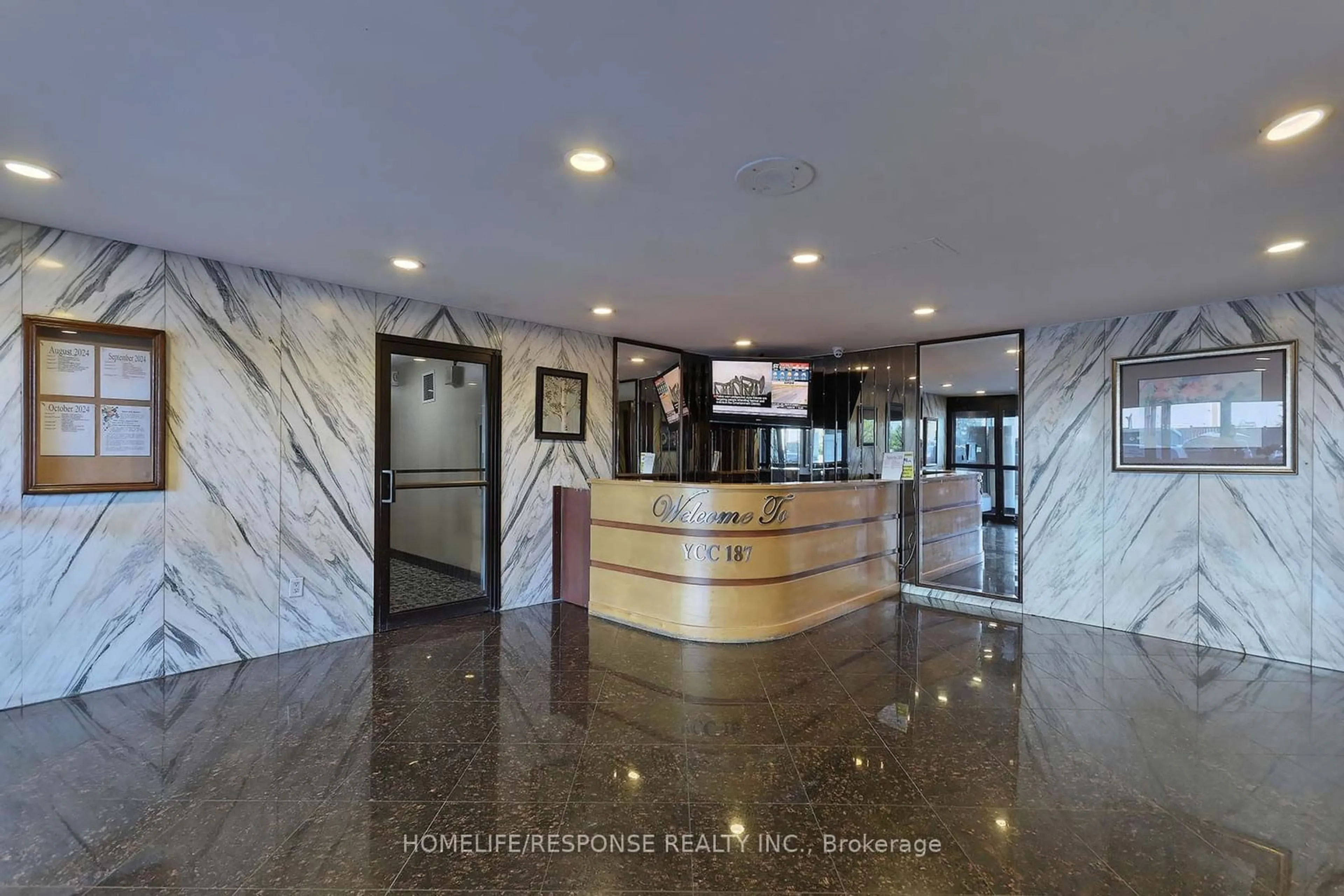 Lobby for 3390 WESTON Rd #2406, Toronto Ontario M9M 2X3