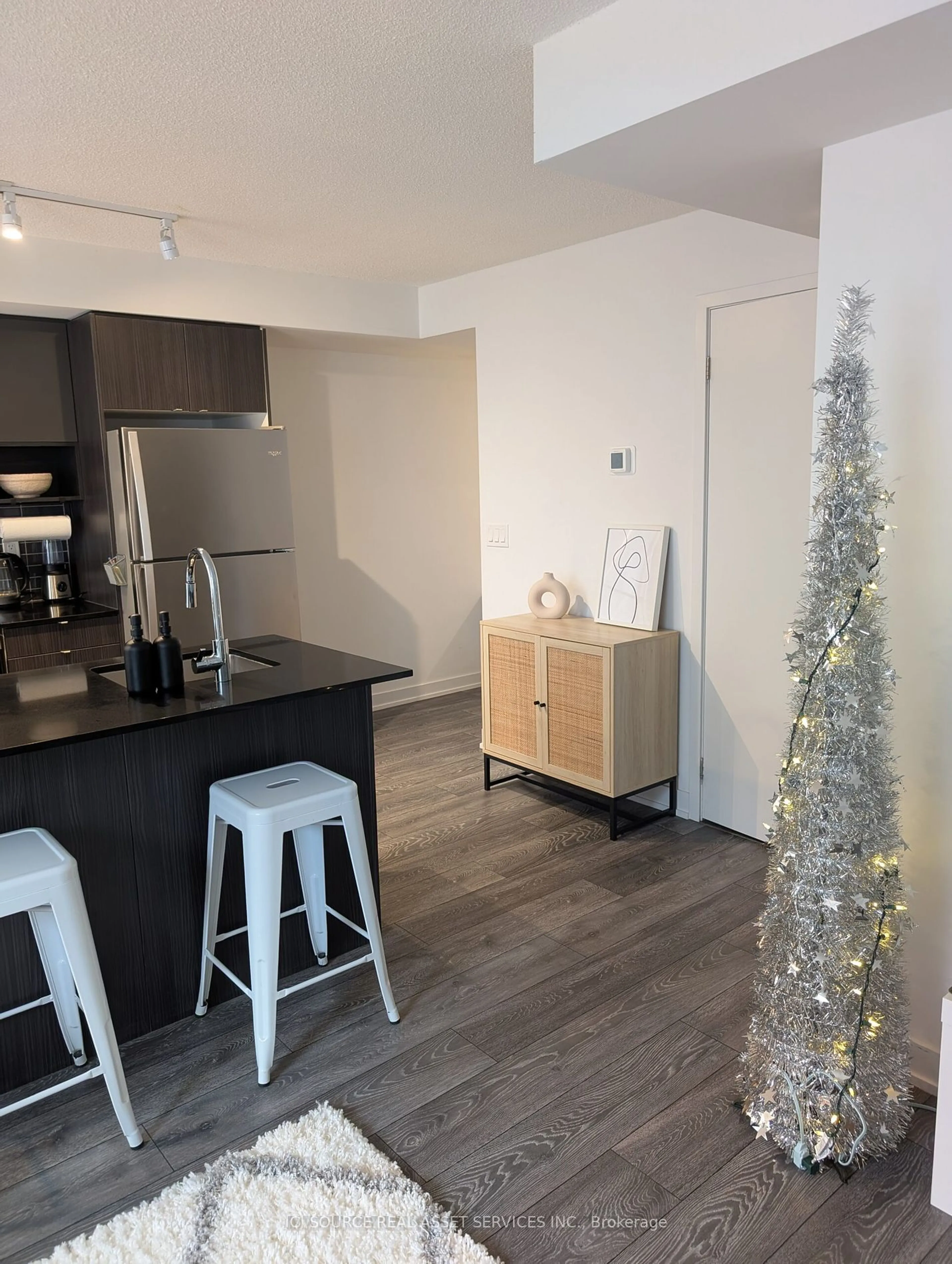 Open concept kitchen, unknown for 1131 Cooke Blvd #712, Burlington Ontario L7T 0C3