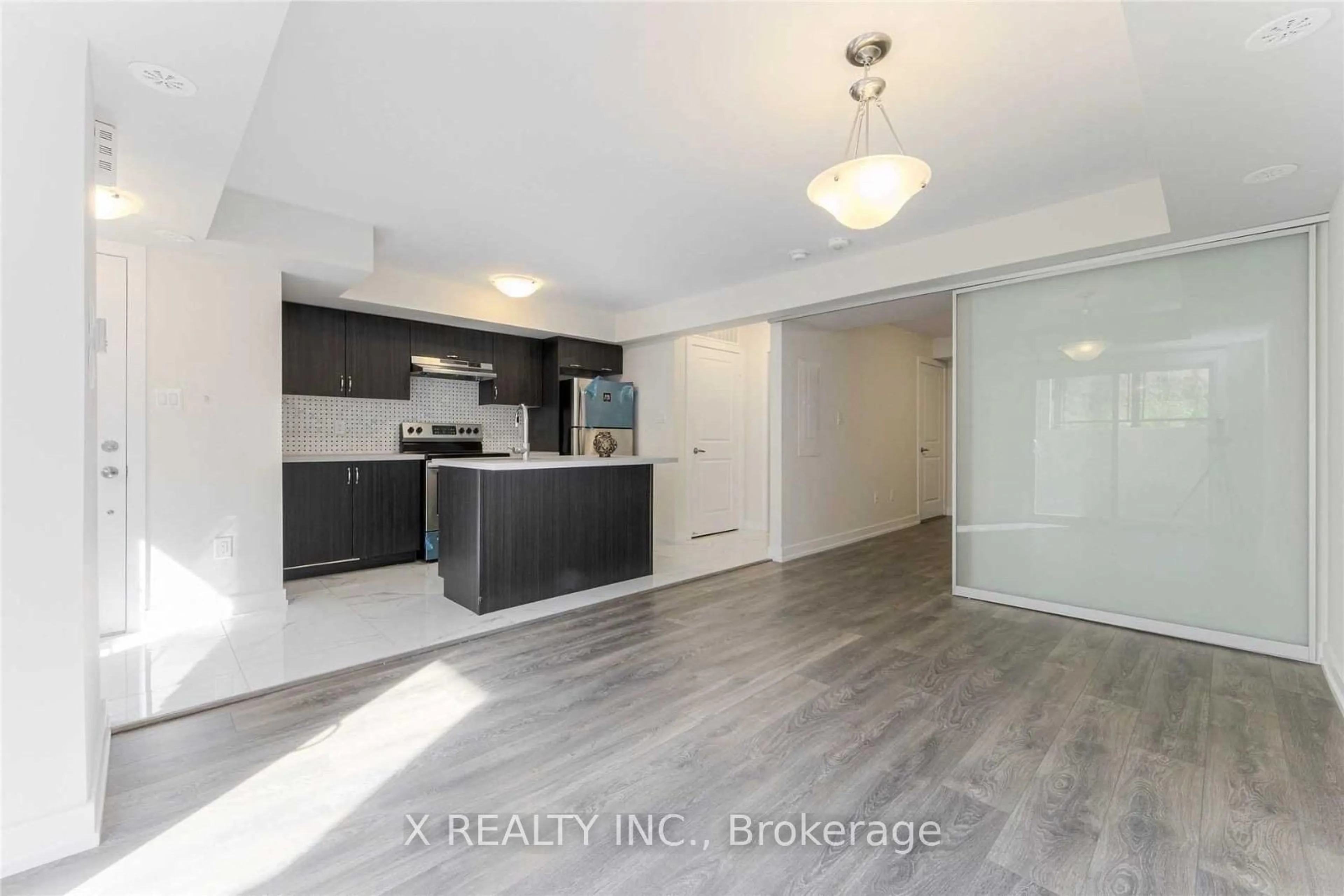 Open concept kitchen, unknown for 2355 Sheppard Ave #205, Toronto Ontario M9M 0B5