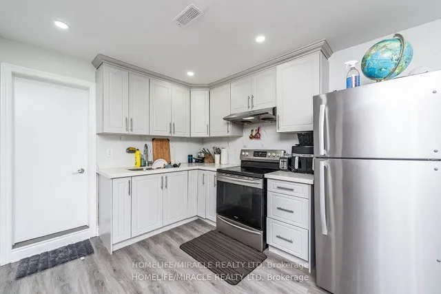 Additional property image - 30 Lloyd Cres
