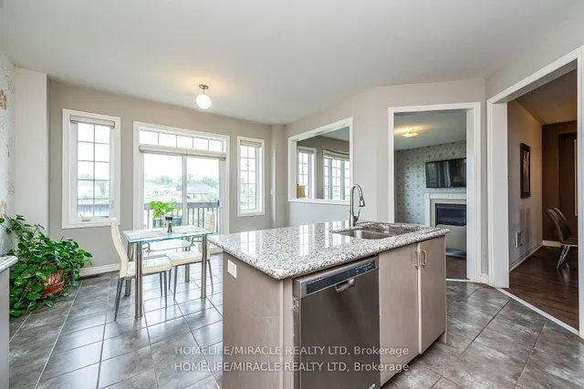 Additional property image - 30 Lloyd Cres